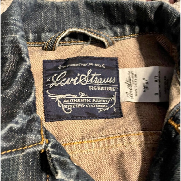 Levi Strauss Signature distressed denim Jacket  Small - Picture 2 of 7